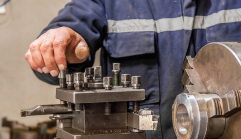 EDUARDO OLIVEIRA | Torneiro Mecânico