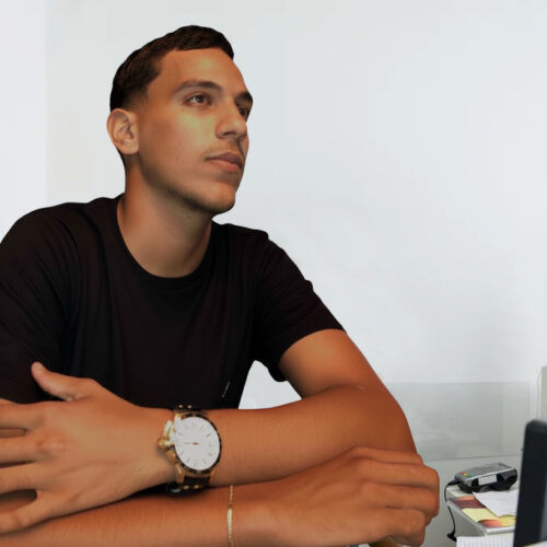 VINÍCIUS SILVA | Recepcionista